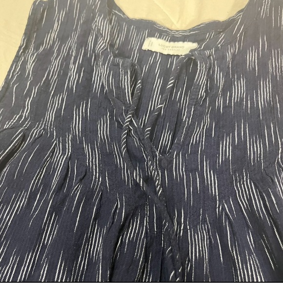 Lucky Brand Sleeveless Navy Vintage Print Summer Blouse Women’s Size Medium - Picture 8 of 9